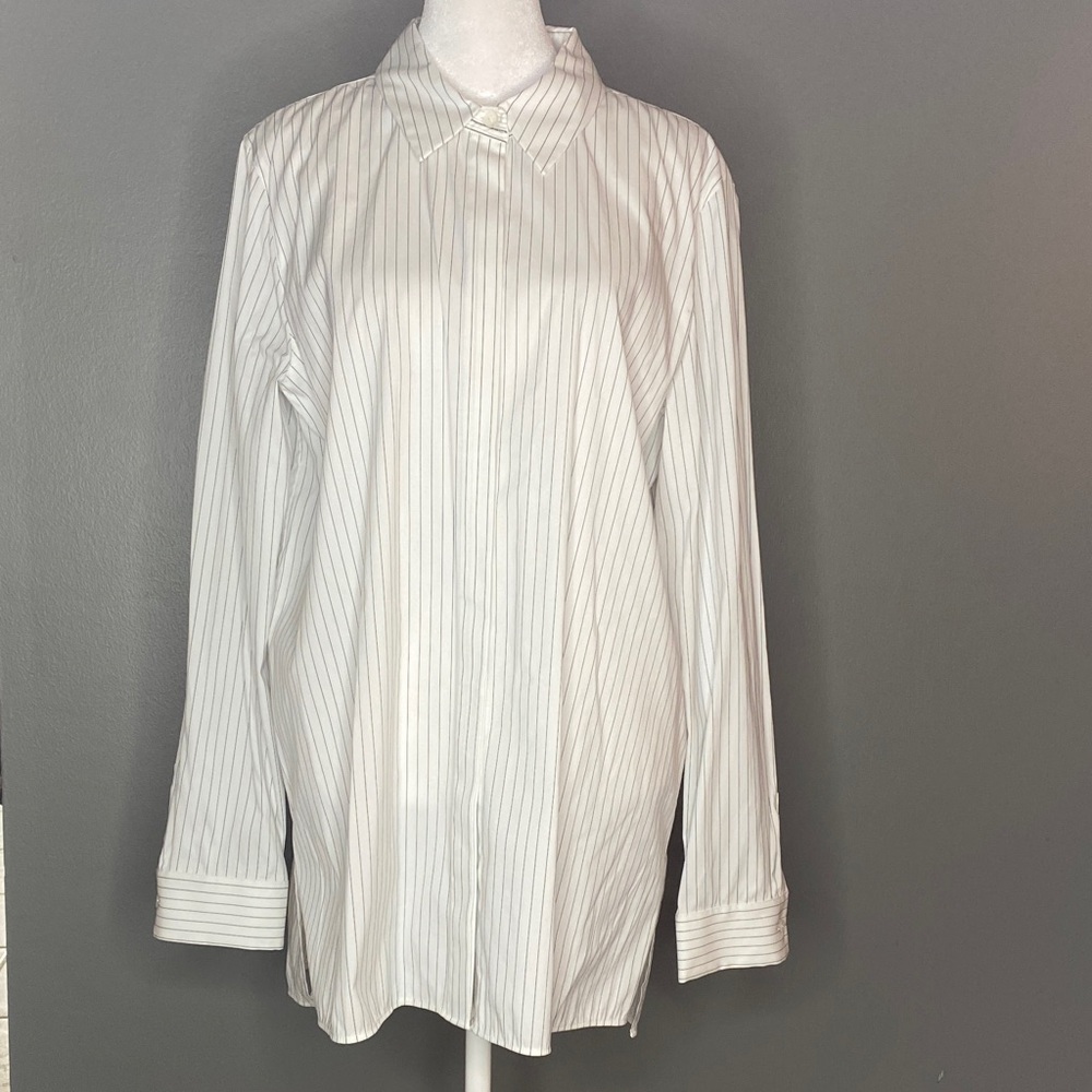 NWOT! LAFAYETTE 148 NEW YORK Black & White Pinstriped Long Sleeve Shirt - Size L